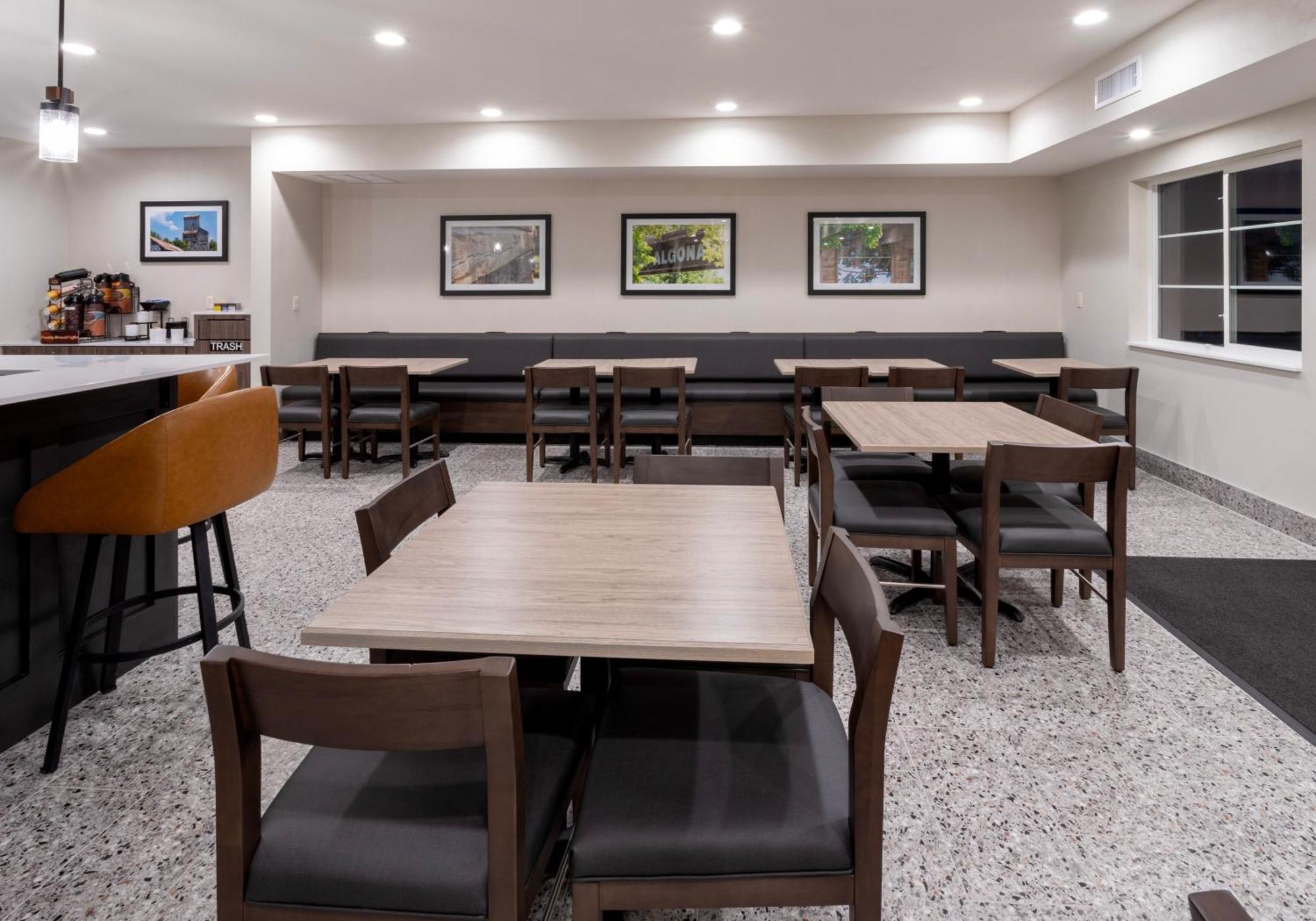 Grandstay Hotel & Suites Algona ภายนอก รูปภาพ